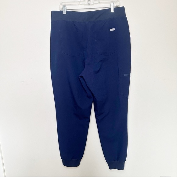 Figs Technical Collection Jogger Scrub Pants - Picture 4 of 8